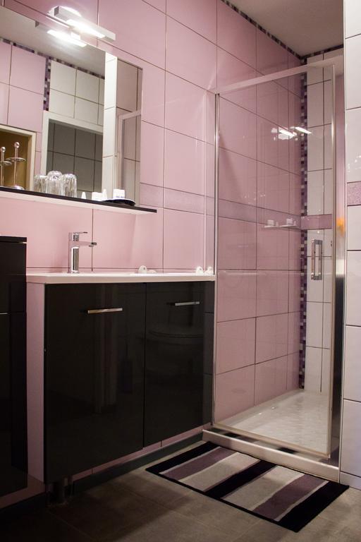 Bed and Breakfast Aux Ronzieres Pouilly-sous-Charlieu Экстерьер фото